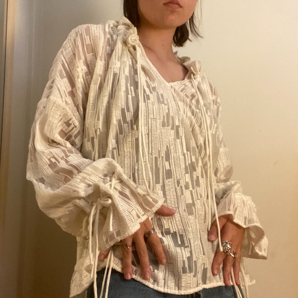 Iro Cream Threaded Pattern Tie Top - image 1